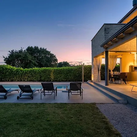 Villa Nevia Sivati